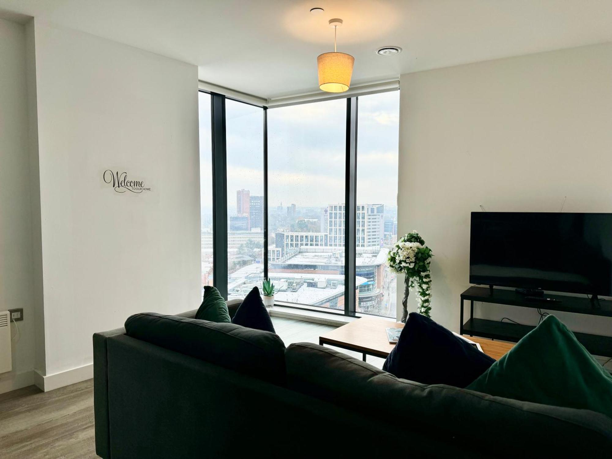 Premium Deals L Last-Minute Stay L 4 Min Walk To Birmingham Central Library L 18Th Floor 2 Bed 2 Bath City Centre Penthouse With Gym & Netflix By Jvt Short Lets Buitenkant foto